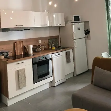 דירה T2 Centre Ville Proche Port De Commerce בסטיה